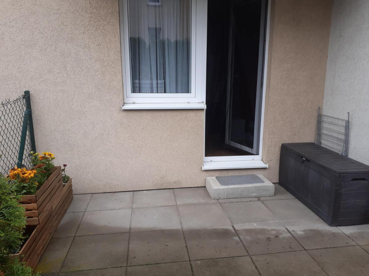 Sloneczny Apartament Z Malym Ogrodkiem فيهيروفو المظهر الخارجي الصورة